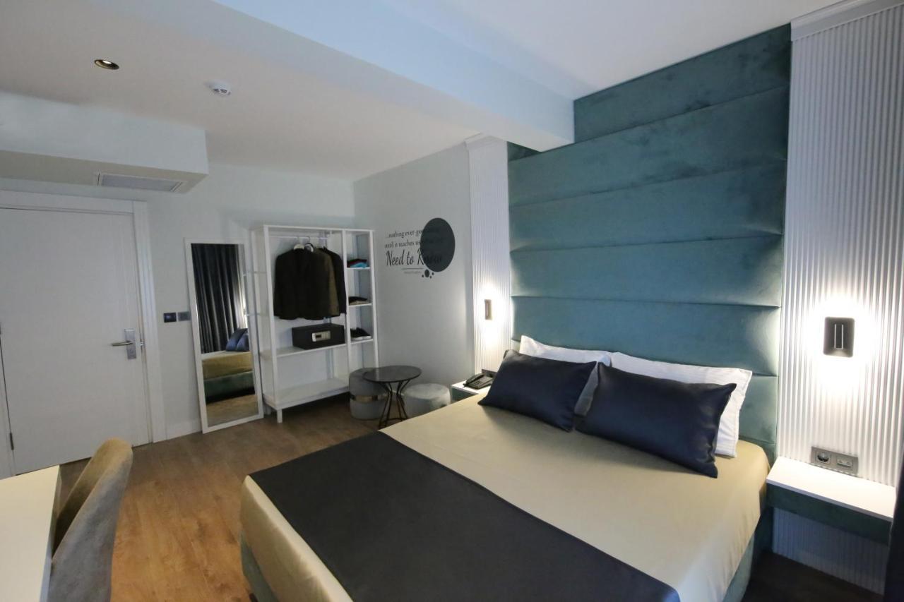 Axu Airport Hotel Arnavutkoy Zewnętrze zdjęcie A room at the hotel